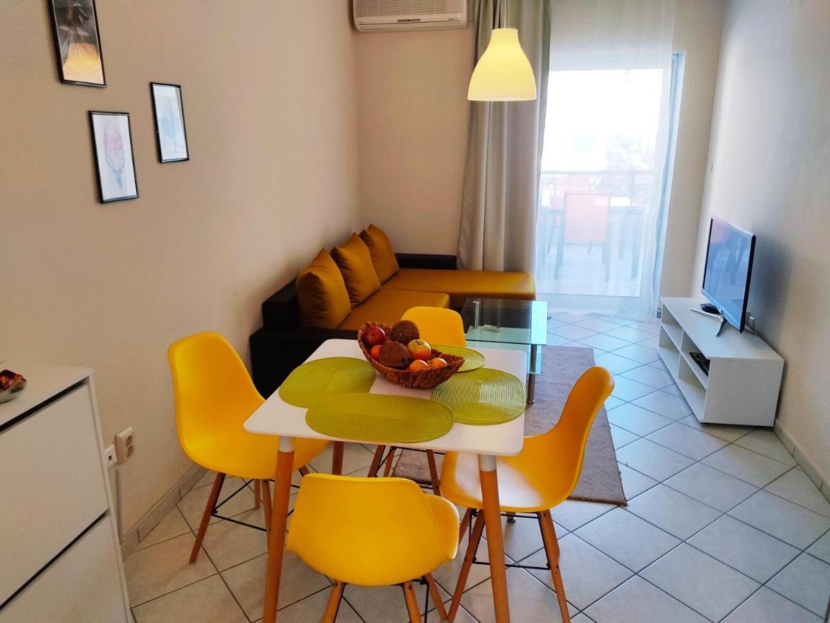 Golden Sky 3 Apartment Peraía 外观 照片