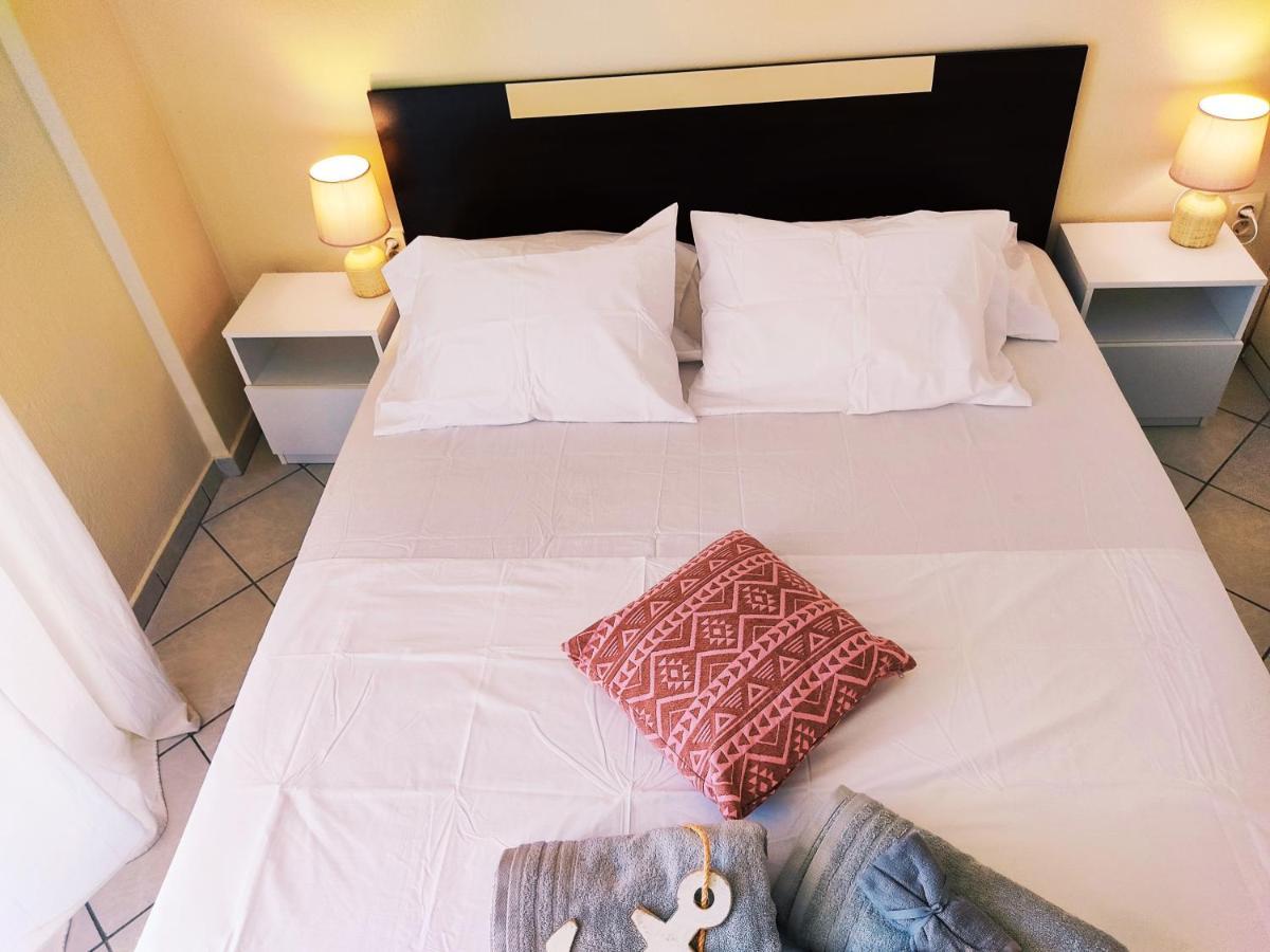 Golden Sky 3 Apartment Peraía 外观 照片